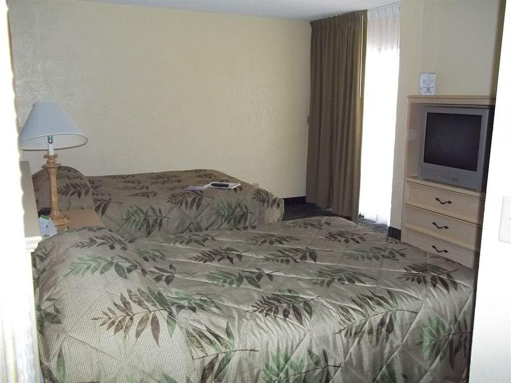 هوليداي إن إكسبريس دايتونا بيتش شورز Daytona Beach Shores المظهر الخارجي الصورة
