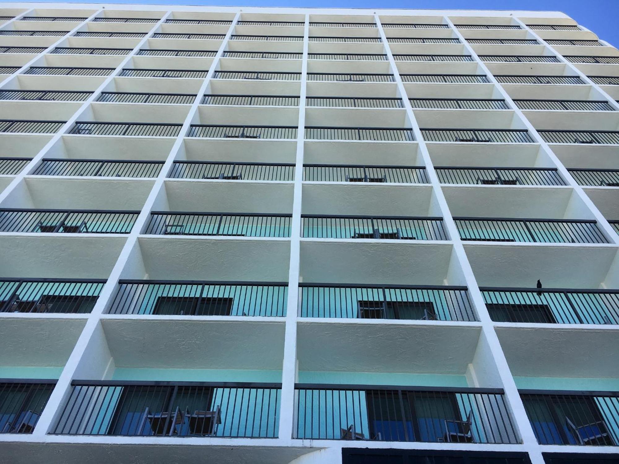 هوليداي إن إكسبريس دايتونا بيتش شورز Daytona Beach Shores المظهر الخارجي الصورة