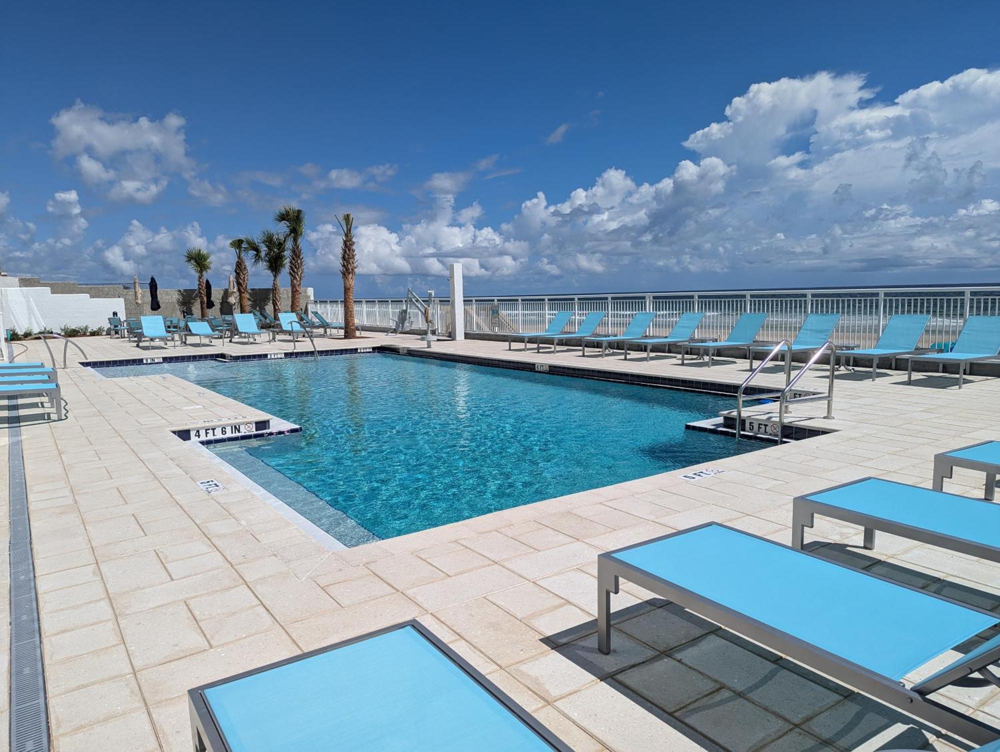 هوليداي إن إكسبريس دايتونا بيتش شورز Daytona Beach Shores المظهر الخارجي الصورة