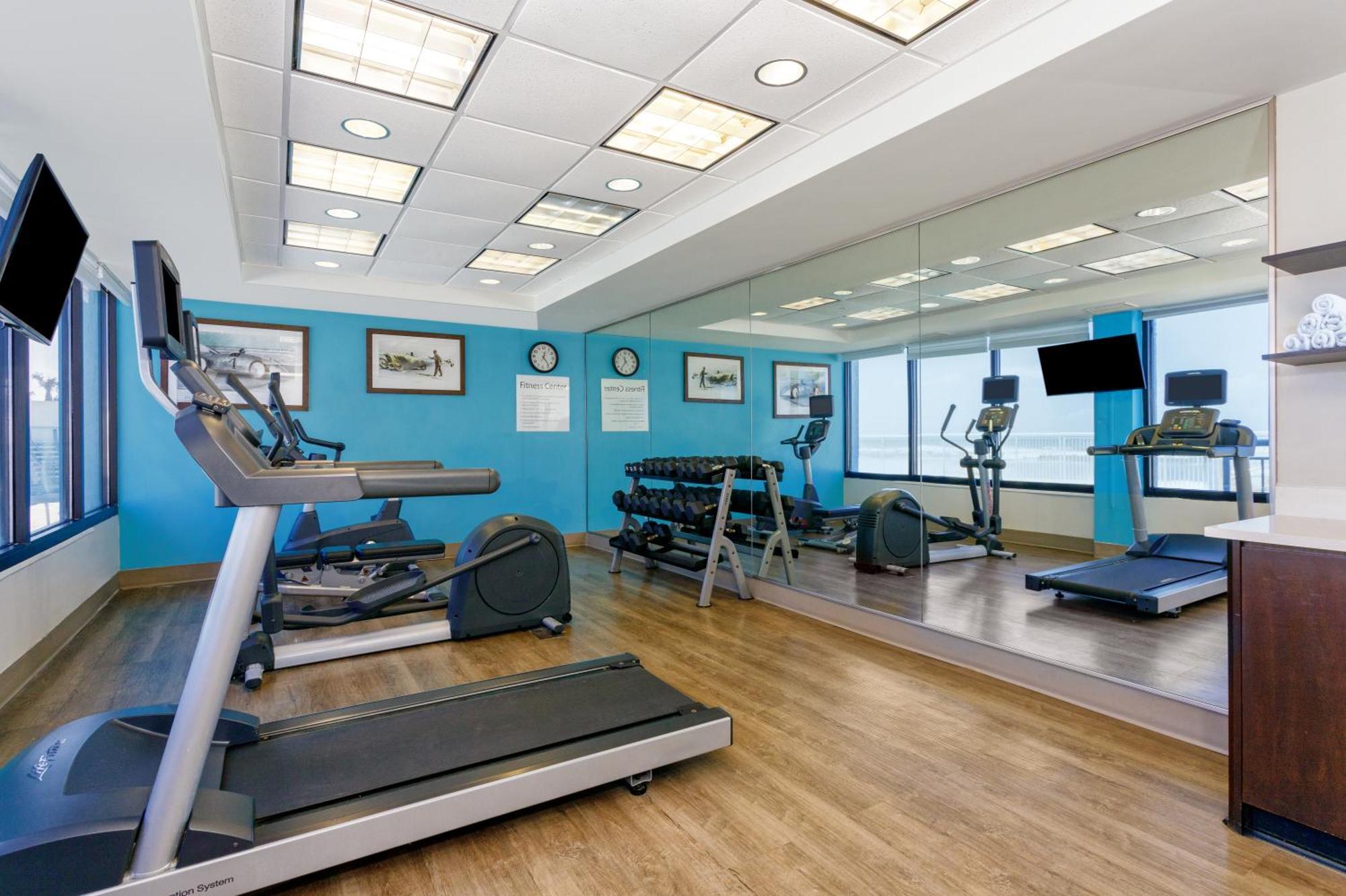 هوليداي إن إكسبريس دايتونا بيتش شورز Daytona Beach Shores المظهر الخارجي الصورة