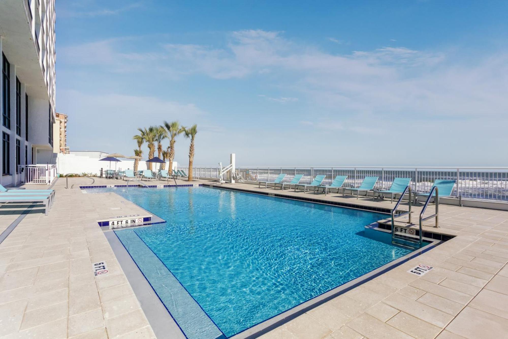 هوليداي إن إكسبريس دايتونا بيتش شورز Daytona Beach Shores المظهر الخارجي الصورة